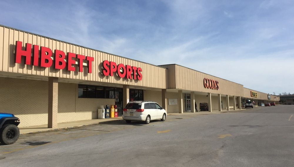 Cherokee Plaza: 750 Hwy 9, Centre, AL 35960